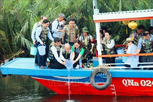 Phục hồi đa dạng sinh học để phát triển bền vững