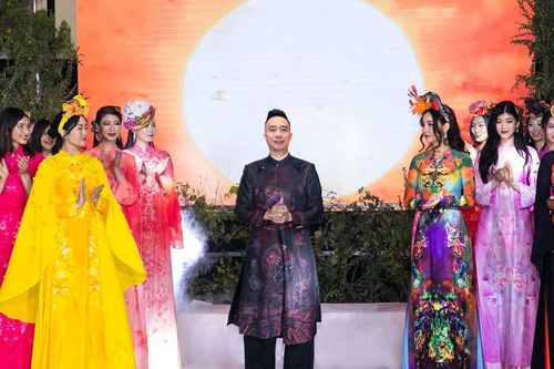 Sôi động Lễ hội Áo dài Việt Nam tại Mỹ