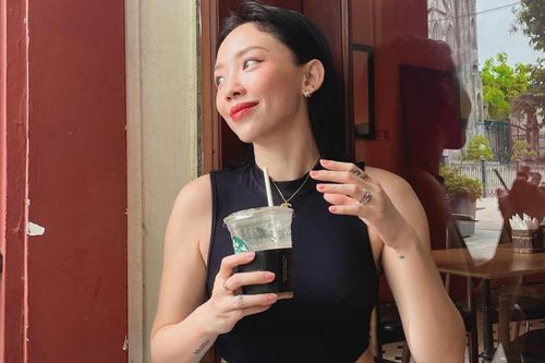 Tóc Tiên bị người lạ mắng là 'con quỷ', thái độ nữ ca sĩ ra sao?