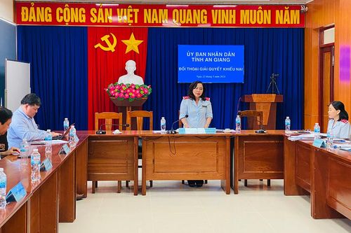 Đối thoại giải quyết khiếu nại của công dân ở TP. Long Xuyên