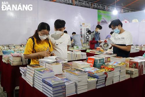Hội sách Đà Nẵng 2024 diễn ra từ 23 đến 26-5 tại công viên bờ đông cầu Rồng