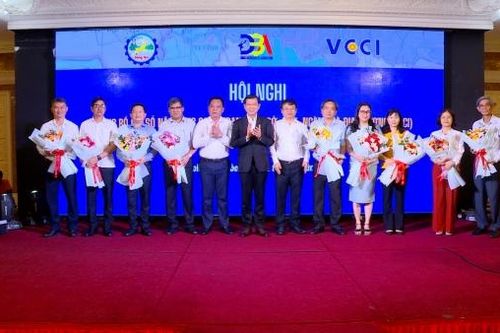 Quyết tâm xây dựng chính quyền phục vụ, kiến tạo