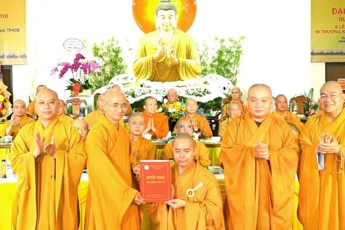 Lễ tưởng niệm Ni trưởng Thích nữ Như Chánh, bổ nhiệm trụ trì chùa Quang Minh (H.Bình Chánh, TP.HCM)