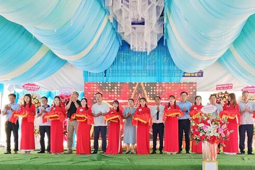 Kon Tum: Công ty Duyên Thịnh Phát khánh thành trang trại chăn nuôi heo thịt công nghệ cao