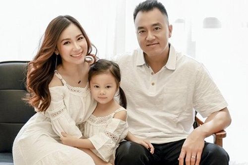 Duy Uyên 'Mắt Ngọc' sinh con ở tuổi 40: Tốn hàng trăm nghìn USD
