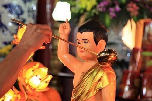 Nguồn gốc và ý nghĩa lễ Phật đản