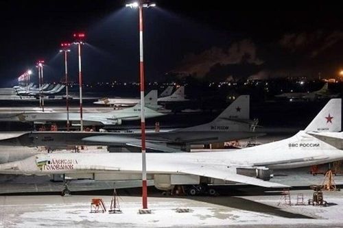 Lo ngại bị bắn phá, Nga 'giấu' máy bay ném bom chiến lược tận Bắc Cực