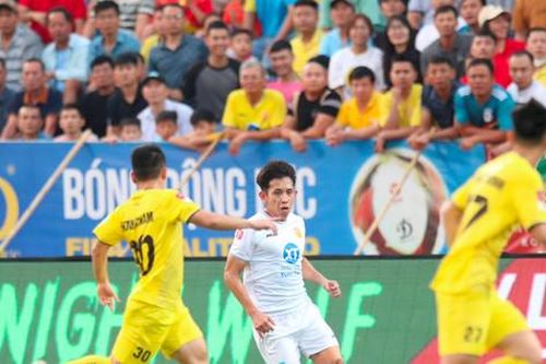 Thép xanh Nam Định thua đậm Hải Phòng FC trên sân nhà