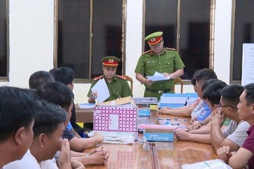 TPHCM: Truy nã cựu Trưởng phòng Tàu sông thuộc Cục Đăng kiểm Việt Nam