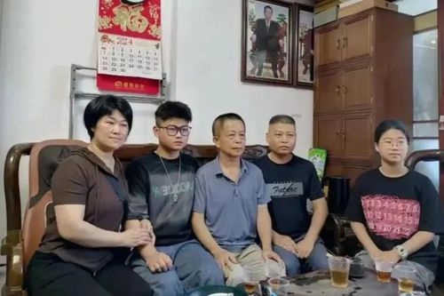 Lái xe 800 km về thăm ân nhân cứu mạng
