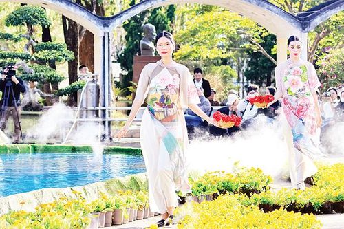 Lan xa thương hiệu 'Tơ lụa Bảo Lộc'