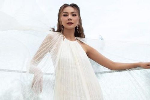 Xứng danh 'chị đại làng mẫu', Thanh Hằng giữ phong độ diễn vedette, được netizen xuýt xoa vì độ trẻ trung