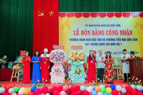 Nỗ lực xây dựng trường chuẩn quốc gia ở vùng khó