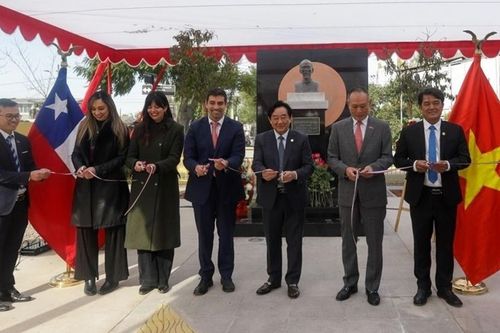 Khánh thành công trình tôn tạo công viên Hồ Chí Minh tại thủ đô Santiago, Chile