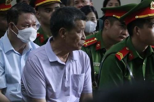 Vụ án liên quan nhiều cựu quan chức tỉnh Lào Cai: Bị cáo Nguyễn Mạnh Thừa cần trợ giúp y tế