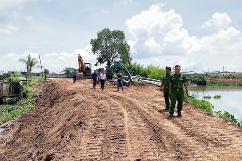 Công an vào cuộc vụ phóng viên bị hành hung khi tác nghiệp ở An Giang