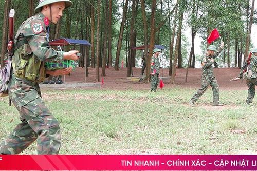Chiến sĩ mới của Trung đoàn 841 thực hành '3 tiếng nổ'