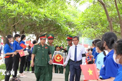 Truy điệu, an táng liệt sỹ quân tình nguyện Việt Nam hy sinh ở Campuchia