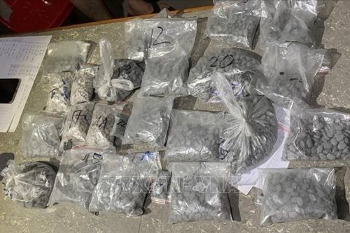 Bắt giữ 3 nghi phạm, thu giữ hơn 6.000 viên ma túy