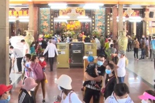 1 tuần miễn phí vé tham quan Lễ hội Vía Bà Chúa xứ Núi Sam