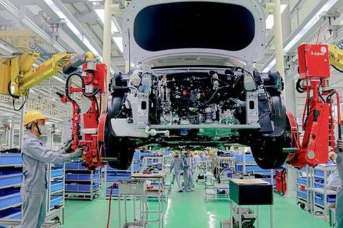 Các hãng xe đề xuất hoãn nộp hơn 8.000 tỷ tiền thuế
