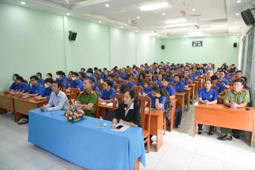 Nha Trang: Bồi dưỡng lý luận chính trị, nghiệp vụ công tác cho hơn 150 cán bộ đoàn, hội