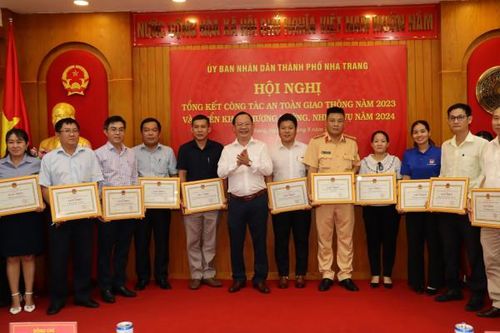 TP. Nha Trang: Tổng kết công tác an toàn giao thông năm 2023 và triển khai nhiệm vụ năm 2024