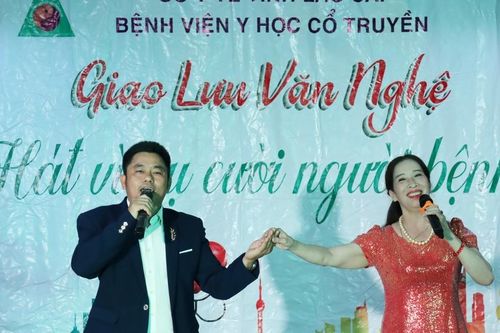 Lắng đọng chương trình văn nghệ 'Hát vì nụ cười người bệnh'
