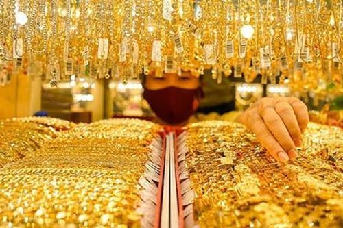 Giá vàng trong nước đảo chiều tăng trở lại trước phiên đấu thầu vàng lần thứ 9