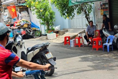 Tạt axit lúc đang ăn nhậu, 1 người chết, 7 người bị thương