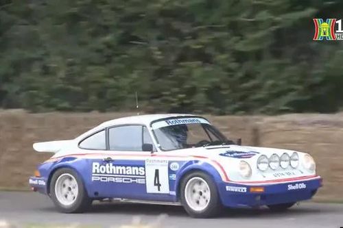 Đấu giá xe đua Porsche 911 đời 1984