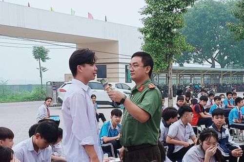 Đông Anh: Tuyên truyền kiến thức pháp luật cho hơn 1.000 học sinh
