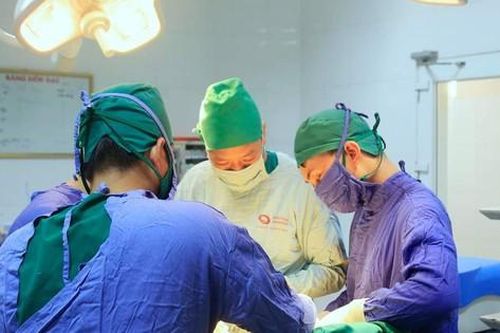 Phẫu thuật, điều trị '2 trong 1' cho bệnh nhân mắc 2 ung thư cùng lúc