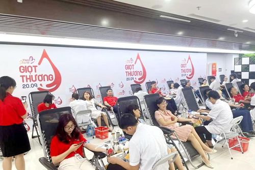ROX Group nhận 2 giải thưởng về đổi mới sáng tạo