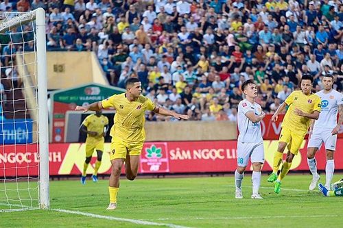 Cuộc đua V.League lại khó lường