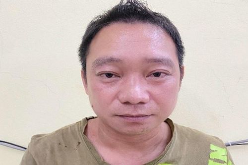 Cầm kiếm chém người vì mâu thuẫn trong quán nước