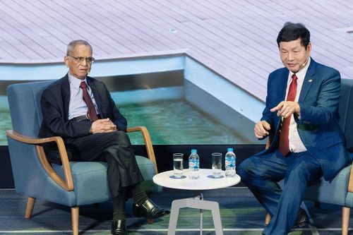 Tỷ phú Ấn Độ Narayana Murthy: Việt Nam là điểm đến công nghệ toàn cầu