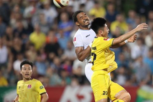 HLV Trần Công Minh: 'Nam Định vẫn chiếm ưu thế tại V-League'