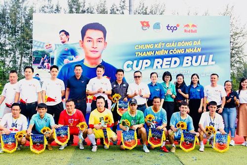 Khai mạc chung kết Giải bóng đá Thanh niên công nhân Cup Red Bull 2024