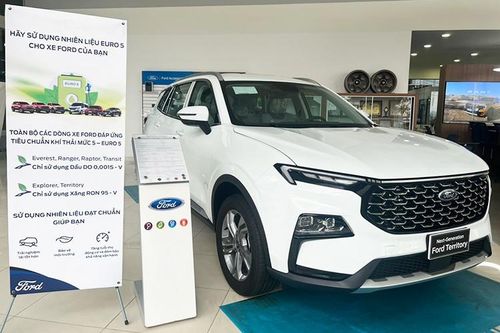 Xe ôtô máy dầu tại Việt Nam và nỗi lo 'phổ cập' nhiên liệu Euro 5