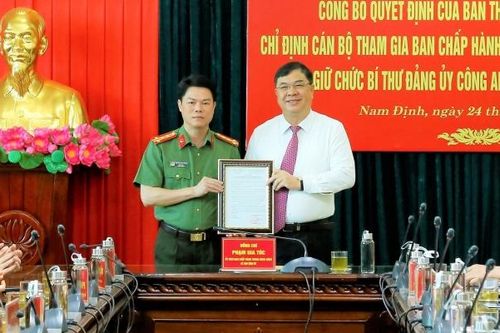Đại tá Nguyễn Hữu Mạnh giữ chức Bí thư Đảng ủy Công an tỉnh Nam Định