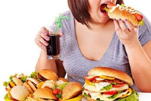 Căn bệnh lạ khiến nữ sinh cuồng ăn