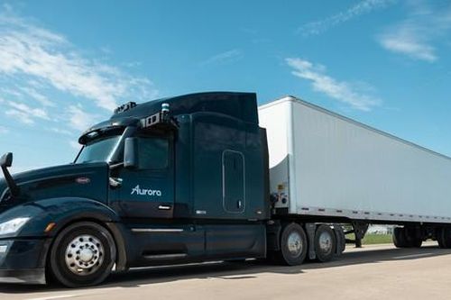 Volvo ra mắt xe đầu kéo tự lái cấp độ 4