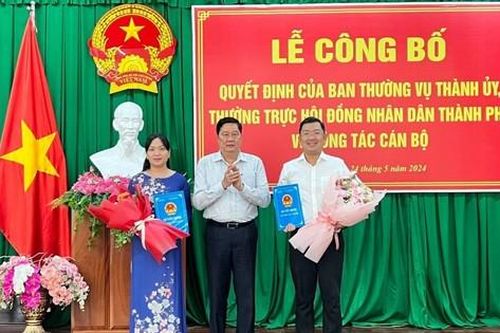 Công bố quyết định của Ban Thường vụ Thành ủy và Thường trực HĐND TP. Cần Thơ về công tác cán bộ