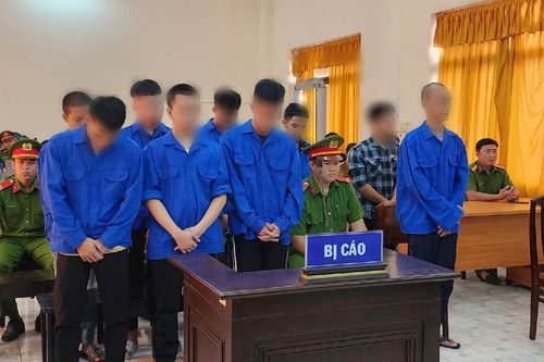 Rủ người đi đánh nhau trả thù vì bị 'chọc quê'
