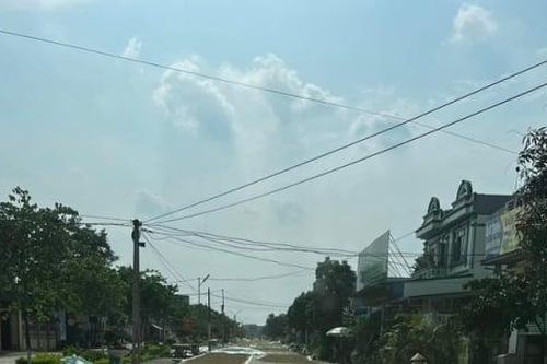 Phơi lúa trên đường: Đường tôi, tôi cứ phơi