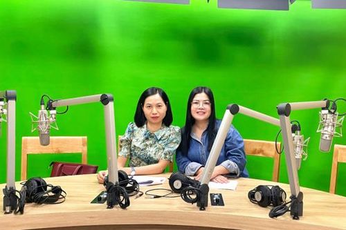 'Mảnh đất thử thách' với cây bút nữ dân tộc thiểu số