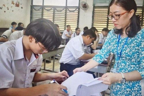 Bản tin 24/5: Tp.HCM huy động gần 16.000 nhân sự phục vụ thi lớp 10 công lập