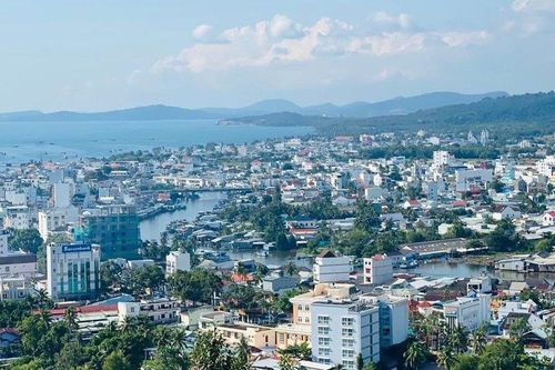 Lý do cán bộ Phú Quốc tạm dừng đi nước ngoài