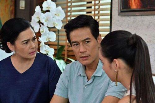 Biết con gái yêu sớm, chồng tôi không trách còn có suy nghĩ này khiến mẹ con tôi ngỡ ngàng